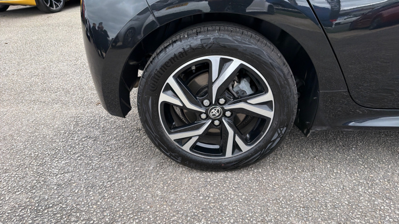 Toyota Yaris 1.5 Hybrid Design 5dr CVT Hybrid Hatchback